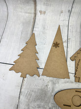 Load image into Gallery viewer, Winter cabin mantle scene shelf sitter craft sign kit