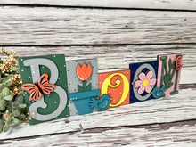 Load image into Gallery viewer, Spring Bloom Standing kit