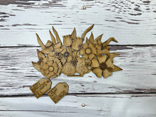 Load image into Gallery viewer, Interchangeable Kits for the Seasonal Basket, wagon, wheelbarrow,porch sign, or doorhanger