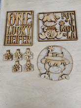 Load image into Gallery viewer, St. Patricks Day highland cow Tier Tray Kit
