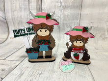 Load image into Gallery viewer, Highland Cow Strawberry set of 2 shelf sitter craft sign kit