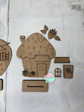 Load image into Gallery viewer, Strawberry houses DIY craft Kit
