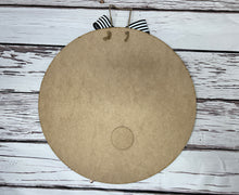 Load image into Gallery viewer, Welcome to our home interchangable 16” Round Doorhanger