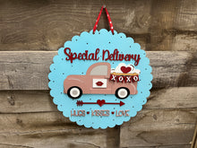 Load image into Gallery viewer, 16” Valentine Special Delivery Round