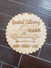 Load image into Gallery viewer, 16” Valentine Special Delivery Round