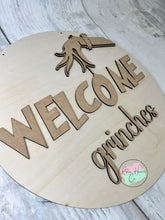 Load image into Gallery viewer, Welcome Grinches Christmas doorhanger round sign kit