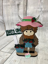 Load image into Gallery viewer, Highland Cow Strawberry set of 2 shelf sitter craft sign kit