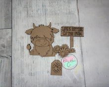 Load image into Gallery viewer, Interchangeable Kits for the Seasonal Basket, wagon, wheelbarrow,porch sign, or doorhanger