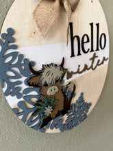 Load image into Gallery viewer, Hello Winter Highland cow Round Doorhanger