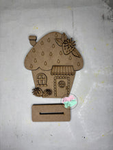 Load image into Gallery viewer, Strawberry houses DIY craft Kit