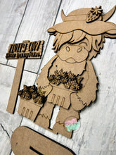 Load image into Gallery viewer, Highland Cow Strawberry set of 2 shelf sitter craft sign kit