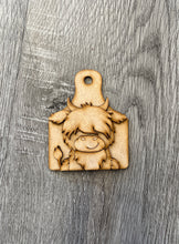 Load image into Gallery viewer, Christmas Ornament Highland Cow Holiday