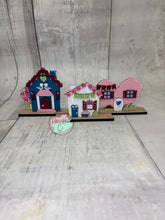 Load image into Gallery viewer, Valentine houses DIY craft Kit