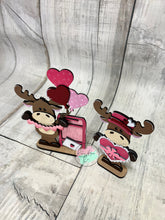 Load image into Gallery viewer, Valentine love letters moose shelf sitter craft sign kit