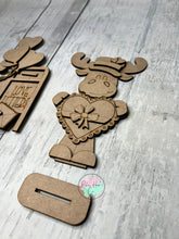 Load image into Gallery viewer, Valentine love letters moose shelf sitter craft sign kit