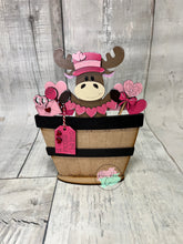 Load image into Gallery viewer, Interchangeable Kits for the Seasonal Basket, wagon, wheelbarrow,porch sign, or doorhanger