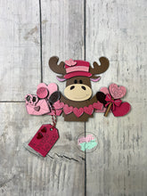 Load image into Gallery viewer, Interchangeable Kits for the Seasonal Basket, wagon, wheelbarrow,porch sign, or doorhanger