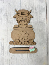 Load image into Gallery viewer, St Patricks Highland Cow shelf sitter craft sign kit