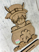 Load image into Gallery viewer, St Patricks Highland Cow shelf sitter craft sign kit