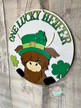 Load image into Gallery viewer, St. Patrick’s Day Doorhanger Round Lucky heifer
