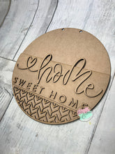 Load image into Gallery viewer, Home Sweet Home 12in Round Doorhanger
