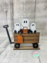 Load image into Gallery viewer, Interchangeable Kits for the Seasonal Basket, wagon, wheelbarrow,porch sign, or doorhanger