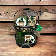 Load image into Gallery viewer, St. Patricks Day highland cow Tier Tray Kit