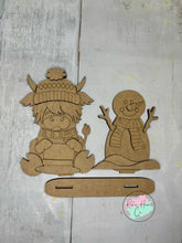 Load image into Gallery viewer, Winter Highland Cow Snowman shelf sitter craft sign kit