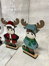 Load image into Gallery viewer, Christmas moose shelf sitter diy kit
