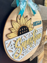 Load image into Gallery viewer, Sunflower Round Doorhanger
