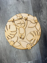Load image into Gallery viewer, Sloth craft kit, Sign, round
