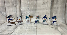 Load image into Gallery viewer, Winter snowmen standing Tier Tray diy Kit

