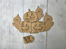 Load image into Gallery viewer, Interchangeable Kits for the Seasonal Basket, wagon, wheelbarrow,porch sign, or doorhanger
