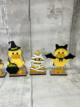 Load image into Gallery viewer, Halloween ducks standing Tier Tray set of 6 diy Kit
