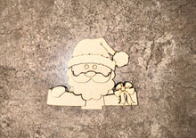 Load image into Gallery viewer, Mini Interchangeable basket, wagon, or Seasonal inserts
