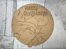 Load image into Gallery viewer, 15.5” Christmas moose Round Doorhanger diy kit
