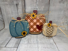 Load image into Gallery viewer, Fall pumpkins Tier Tray Kit
