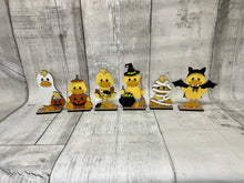 Load image into Gallery viewer, Halloween ducks standing Tier Tray set of 6 diy Kit
