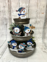 Load image into Gallery viewer, Winter snowmen standing Tier Tray diy Kit
