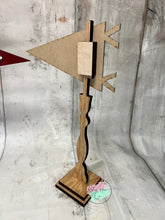 Load image into Gallery viewer, Interchangable seasonal pennant trio stands shelf sitter diy kit

