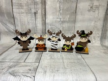 Load image into Gallery viewer, Halloween moose standing Tier Tray diy Kit
