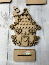 Load image into Gallery viewer, Valentine candy houses DIY craft Kit
