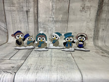 Load image into Gallery viewer, Winter owls standing Tier Tray diy Kit
