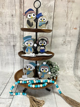 Load image into Gallery viewer, Winter owls standing Tier Tray diy Kit
