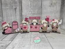 Load image into Gallery viewer, Valentine highland cows standing Tier Tray set of 5 diy Kit
