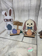 Load image into Gallery viewer, Easter bunny standing Tier Tray Kit
