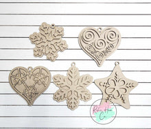 Load image into Gallery viewer, Christmas Ornaments gingerbread icing set of 5 Holiday
