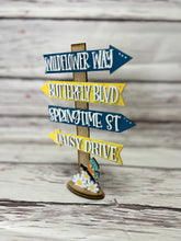 Load image into Gallery viewer, Spring Butterfly street sign Kit
