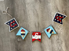 Load image into Gallery viewer, 4th of July USA Seasonal Banner garland
