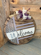 Load image into Gallery viewer, 15” Welcome Chevron Round Doorhanger
